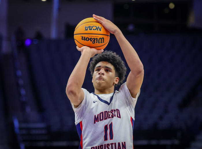 Gavin Sykes, Modesto Christian junior guard, averages 21.3 points per game.